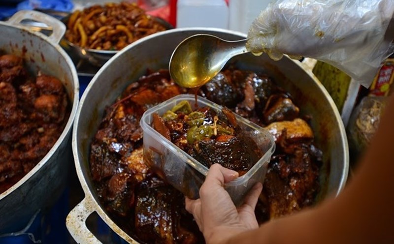 Why shouldn't you eat braised fish regularly? Photo: Bich Ha