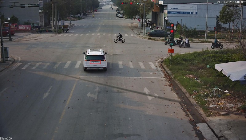 The vehicle was fined for speeding. Photo: Thai Binh Police