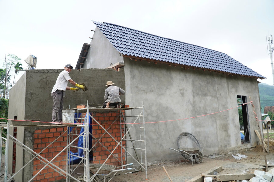 Ba To commune, Ba To district is the first locality in Quang Ngai to complete the elimination of temporary and dilapidated houses. Photo: Vien Nguyen.
