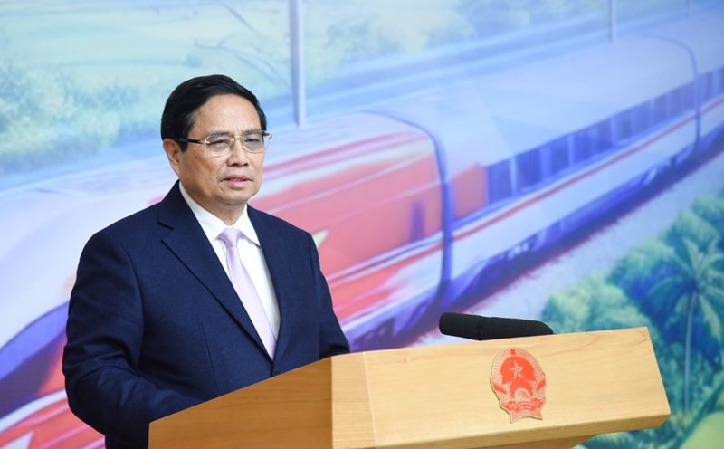 Politburo member and Prime Minister Pham Minh Chinh requested the groundbreaking of the North-South high-speed railway in December 2026. Photo: VGP