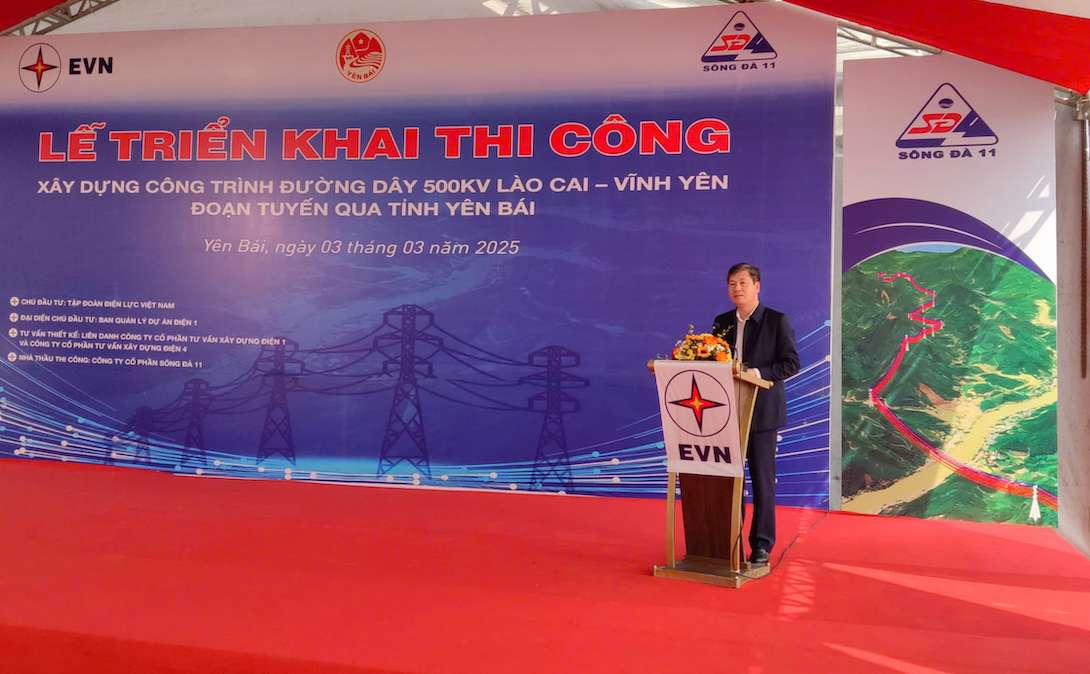 Pho Chu tich UBND tinh Yen Bai ong Ngo Hanh Phuc yeu cau - cac don vi lien quan den viec trien khai du an tap trung, no luc thuc hien tot mot so nhiem vu. Anh: Tuyet Lan