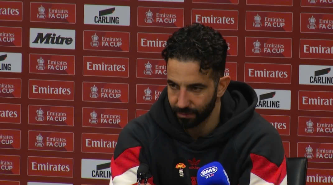 Man United will almost have an empty domestic season. Photo: Cut from video