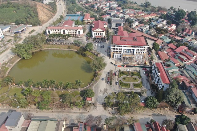 A series of projects in Yen Bai were requested to be temporarily suspended to reorganize the district-level apparatus. Photo: Van Duc
