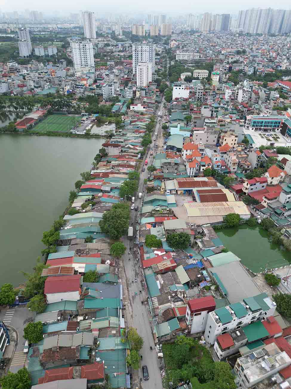 Duong Linh Nam (quan Hoang Mai, Ha Noi). Anh: Huu Chanh