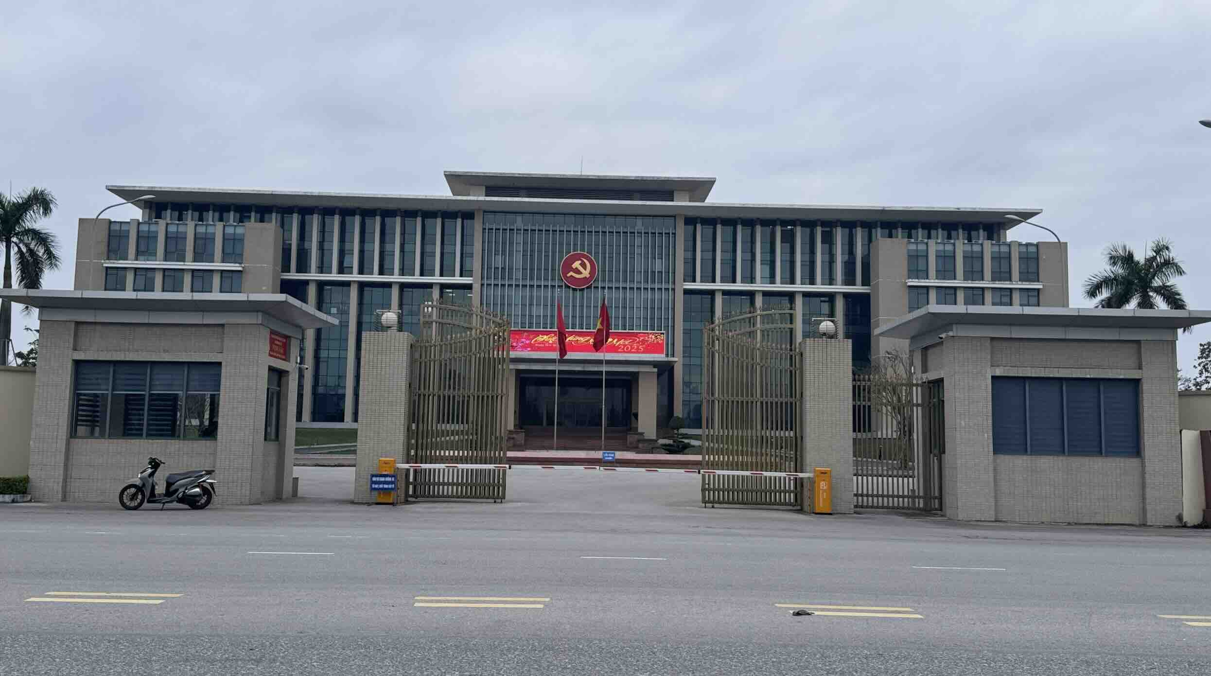 Headquarters of the Quang Binh Provincial Party Committee. Photo: Cong Sang