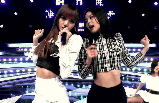 Mantra của Jennie, New Woman của Lisa được Grammy vinh danh