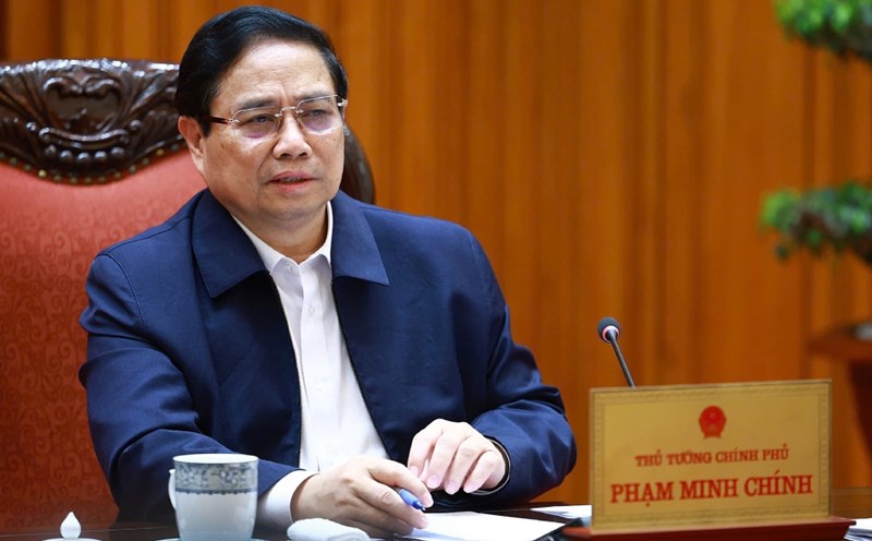 Politburo member and Prime Minister Pham Minh Chinh requested to focus on resolving the 1,533 projects that have been reported. Photo: VGP