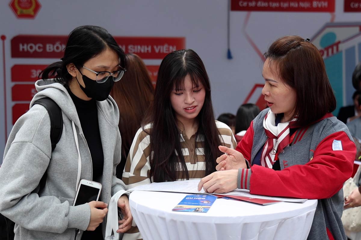 New admission scores for the 2025 Academy of Posts and Telecommunications Technology