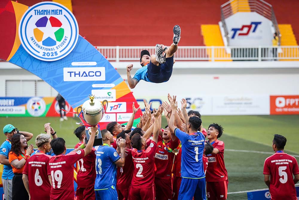 Truong Dai hoc Van hoa, The thao va Du lich Thanh Hoa vo dich ca giai Thanh Nien Sinh vien trong nuoc va quoc te. Anh: Doc Lap