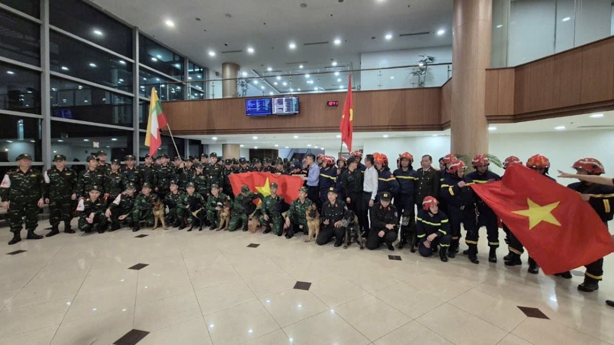 Vietnam rescue team goes to Myanmar to support the recovery of earthquake consequences. Photo: Ministry of Foreign Affairs