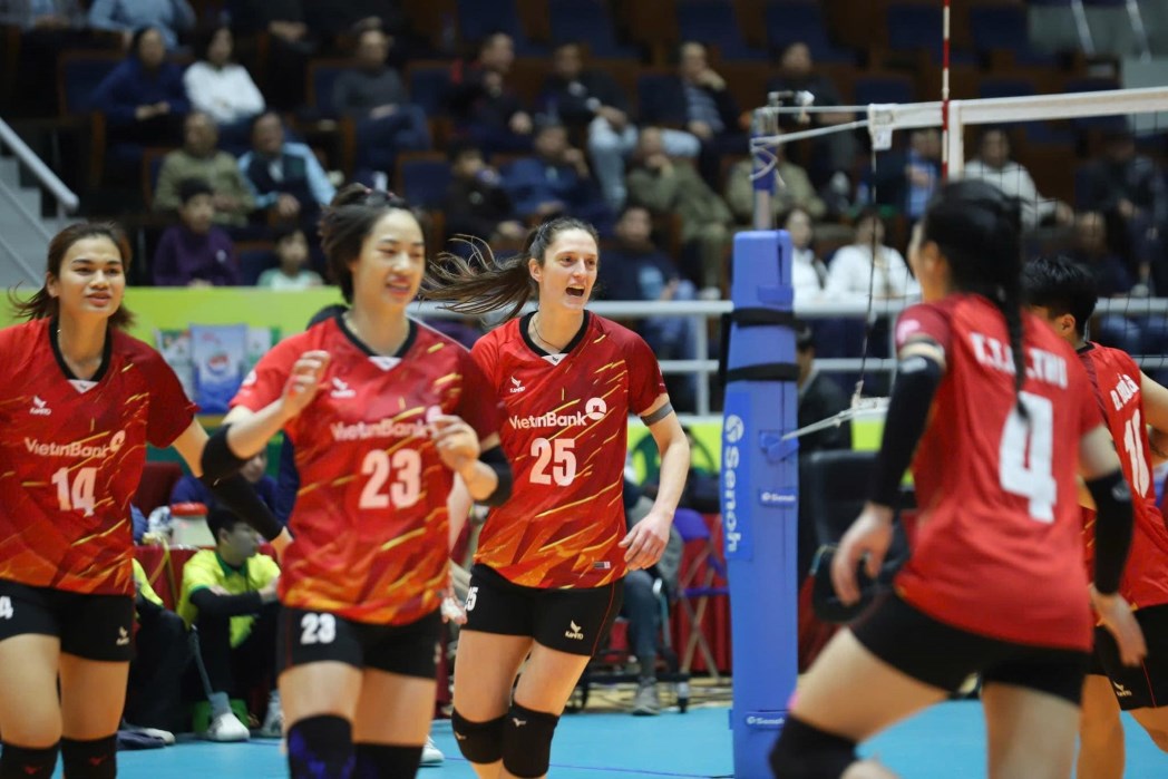 Vietinbank ensures the top 4 position after phase 1 of the 2025 National Volleyball Championship. Photo: Hoang Hue