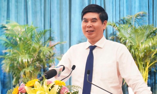 Phó Chủ tịch UBND tỉnh Bình Định Lâm Hải Giang phát biểu tại Hội thảo Liên kết phát triển sản phẩm du lịch Bình Định và kết nối sản phẩm du lịch đường sắt Đà Nẵng, Khánh Hòa. Ảnh: Hoài Luân