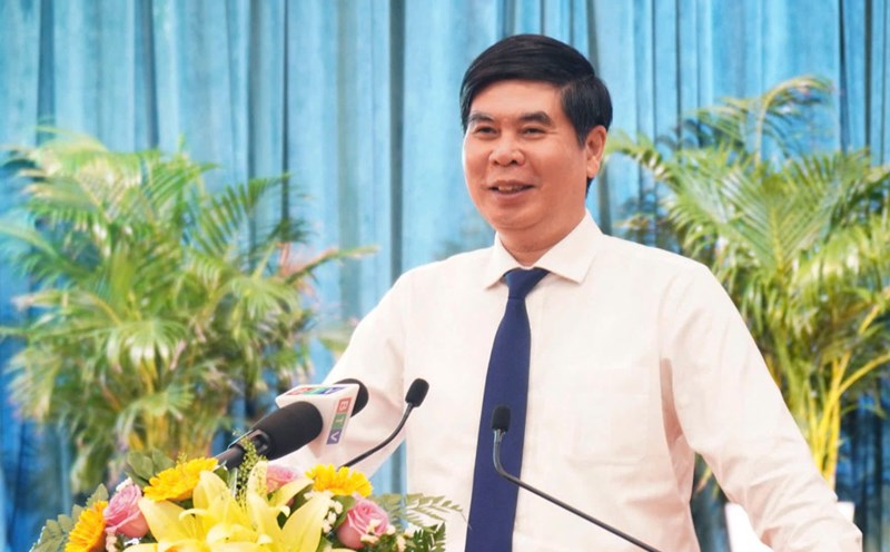Vice Chairman of Binh Dinh Provincial People's Committee Lam Hai Giang spoke at the Workshop on Linking to develop Binh Dinh tourism products and connecting railway tourism products of Da Nang and Khanh Hoa. Photo: Hoai Luan