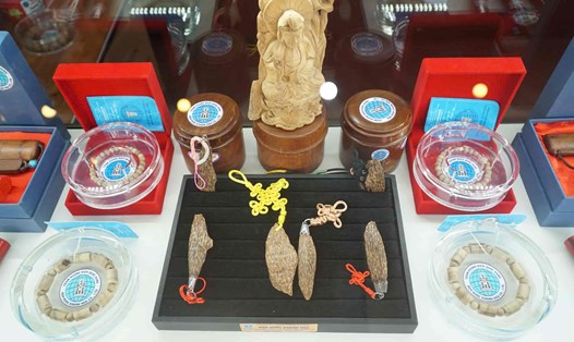 Triển lãm "Không gian di sản văn hóa trầm hương Khánh Hòa" được trưng bày tại bảo tàng tỉnh Khánh Hòa (TP Nha Trang). Ảnh: Hữu Long