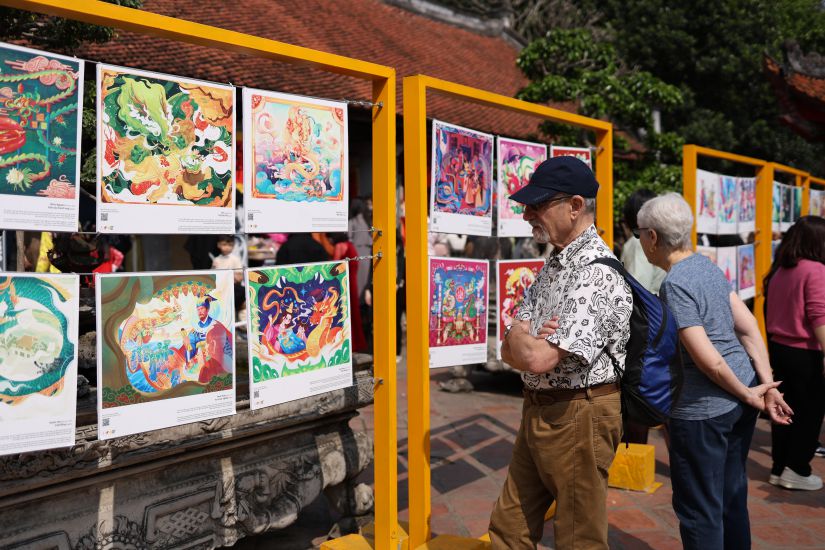 Los turistas internacionales visitan el Museo Nacional de la Muerte. Imagen de la pagina web de la Universidad de Hong Kong
