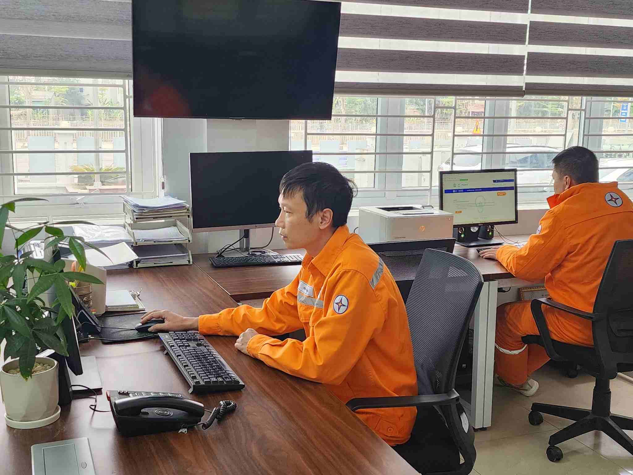 The electricity industry actively participates in the online contest "Learning about saving energy to respond to Earth Hour 2025". Photo: EVN