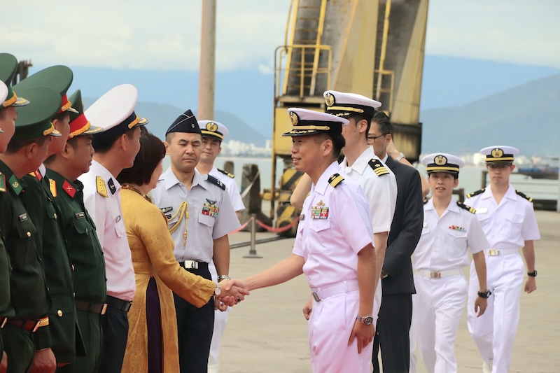 Un barco japones visita Danang. Imagen de Nguyen Linh