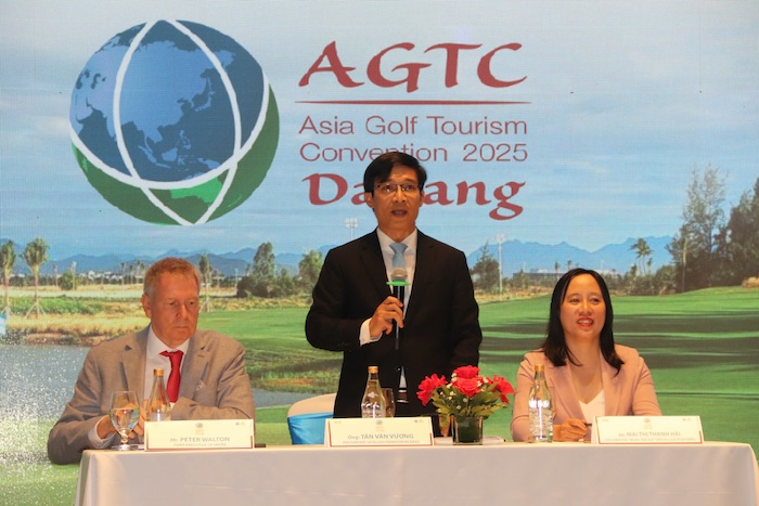 Da Nang organizo la conferencia de prensa de apertura de la Copa de Golf de Asia 2025. Imagen de Nguyen Linh