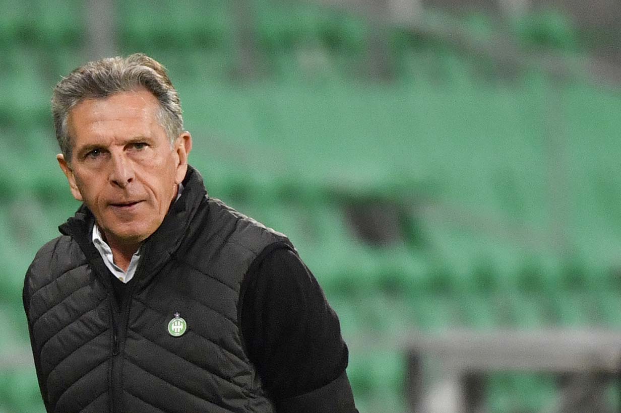 Claude Puel is a coach who is considered very good at his profession but his management skills are quite weak. Photo: AFP