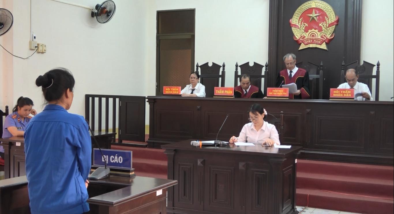 La dueña de la casa se apropio de casi 2,2 mil millones de dong.