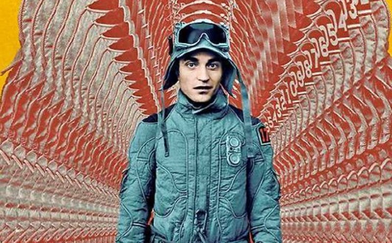 The new film by director "Parasite" caused a fever at the Korean box office. Photo: CGV Publishing House