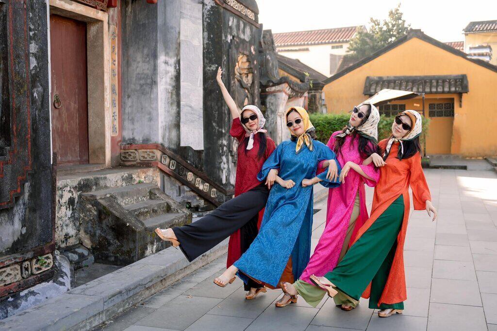 Khi du lịch trở thành cú hích cho ngành thời trang