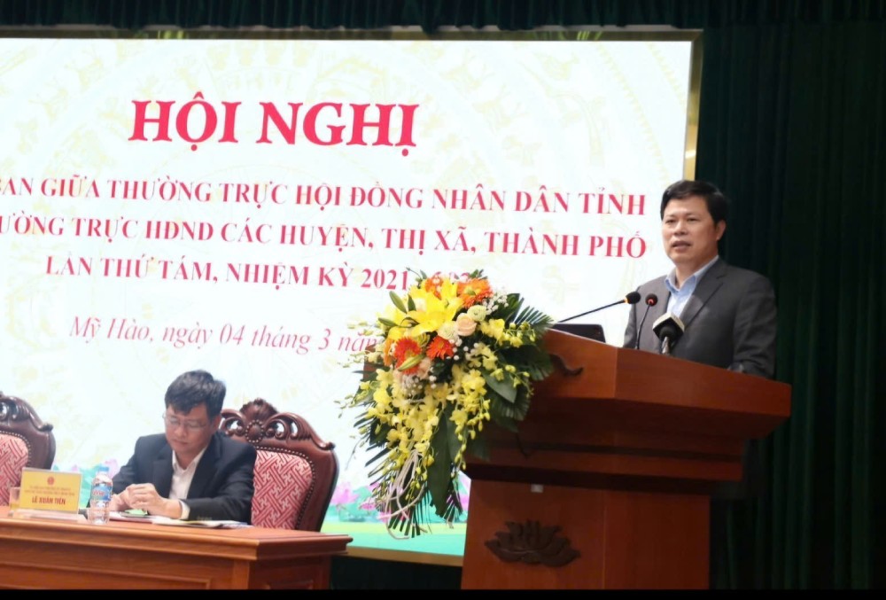 Comrade Tran Quoc Toan, Standing Deputy Secretary of the Provincial Party Committee, Chairman of the People's Council of Hung Yen province spoke at the conference. Photo: Nguyen Quynh
