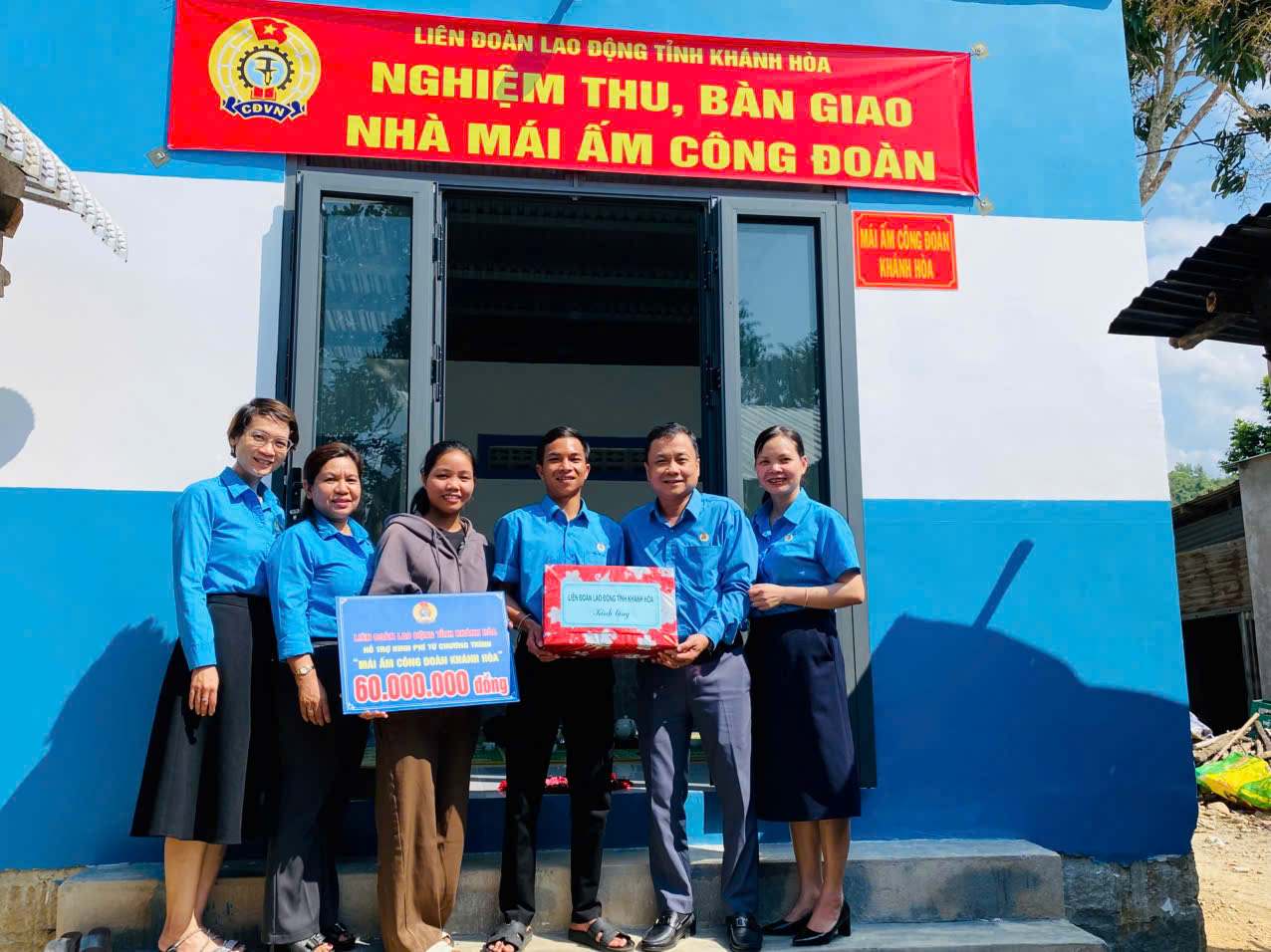 Union Shelter Support union members in difficult circumstances Khanh Hoa Union Shelter Program continues to make its mark to help union members stabilize their lives. Photo: Quynh Trang
