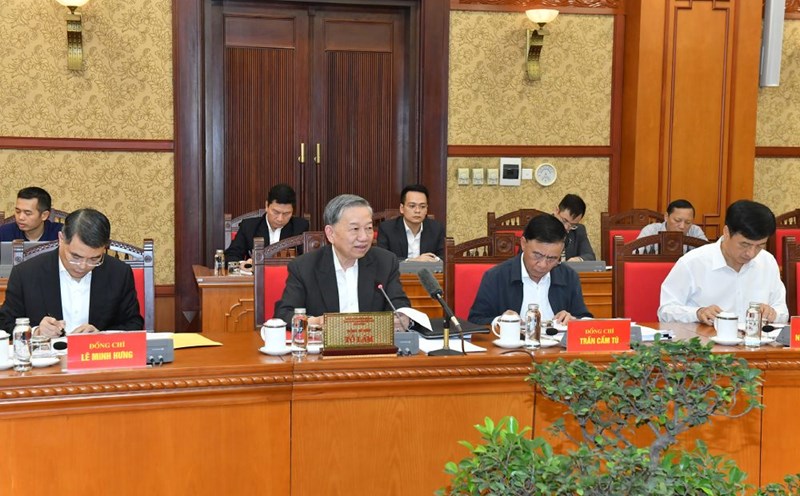 General Secretary To Lam - Head of the Central Steering Committee on science, technology, innovation and digital transformation development - chaired the second meeting of the Steering Committee. Photo: T.Vuong