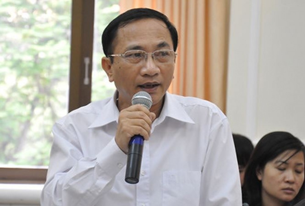 TS Hoàng Ngọc Vinh cho rằng, 