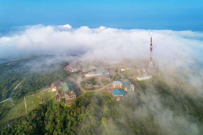 Cold air is coming, Mau Son peak is starting to get very cold. Photo: Van Truong