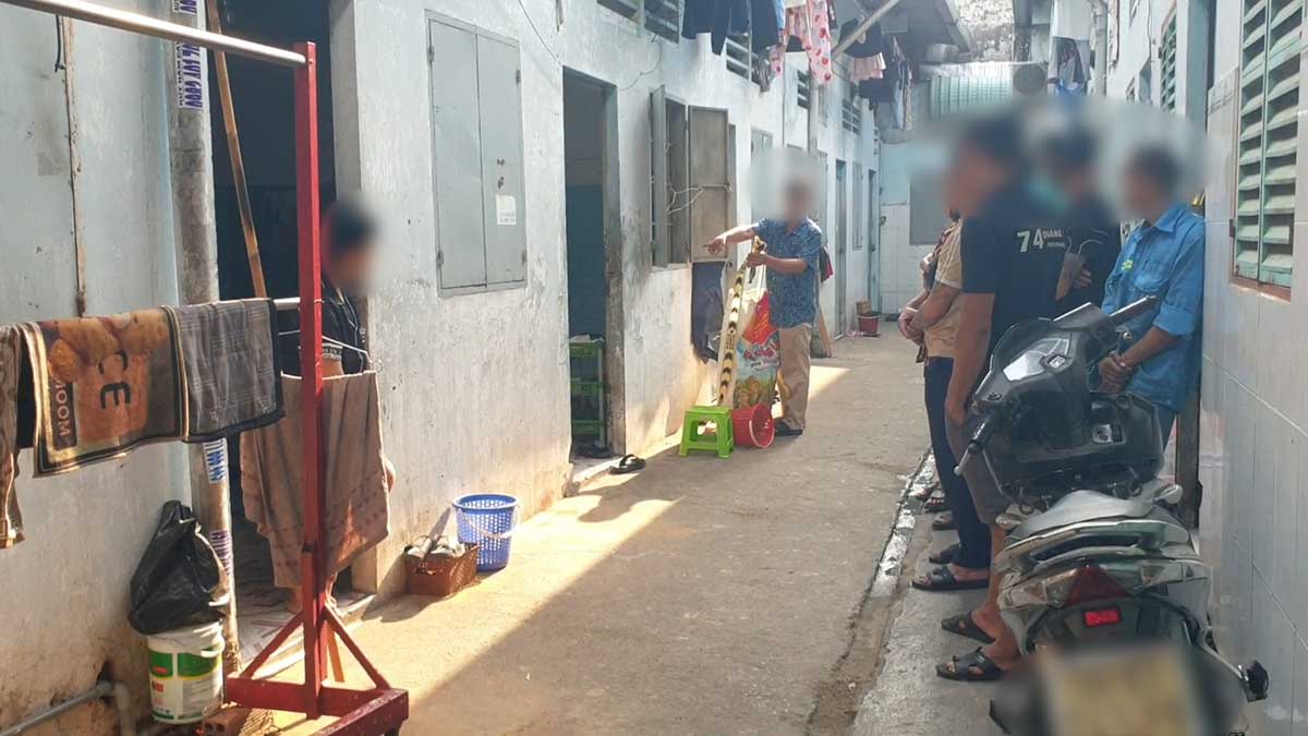 The scene of the young man dying at a motel with wounds on his neck.