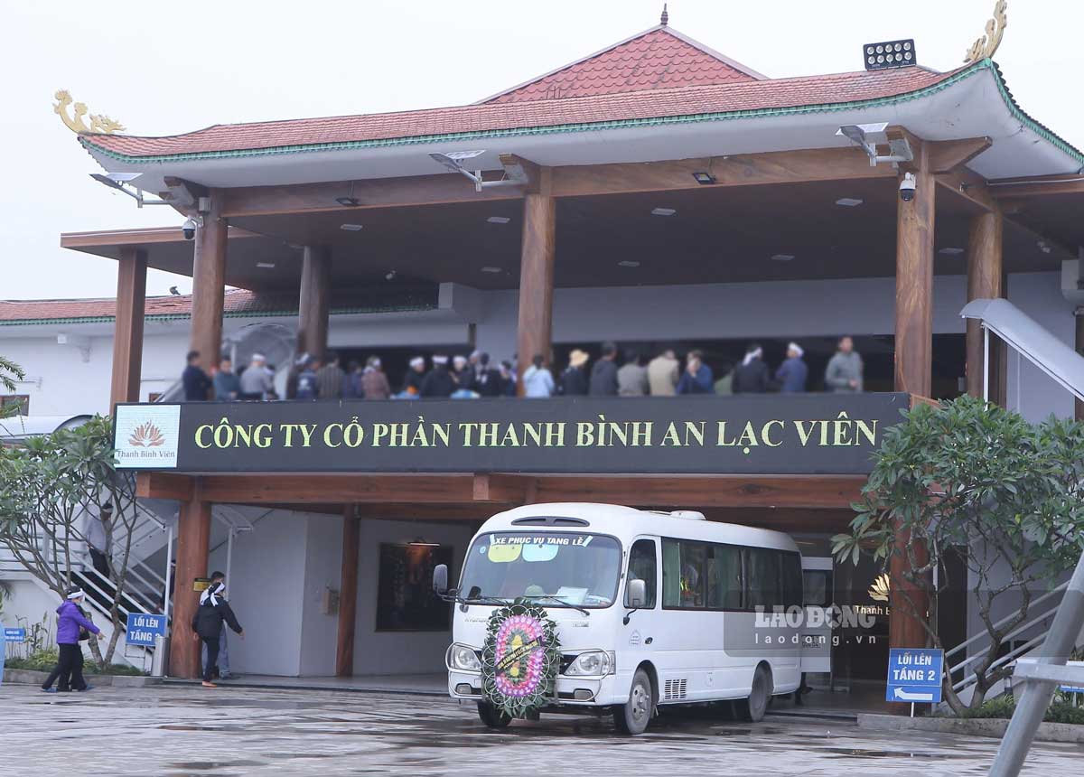 Công ty cổ phần Thanh Bình An Lạc Viên bị tố ép mua quách giá cao khi đến đây hỏa táng. Ảnh: Hà Vi