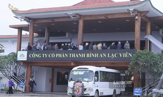 Công ty cổ phần Thanh Bình An Lạc Viên bị tố ép mua quách giá cao khi đến đây hỏa táng. Ảnh: Hà Vi