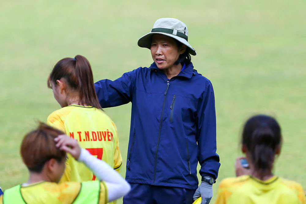 Coach Doan Thi Kim Chi of Ho Chi Minh City Women's Club. Photo: Thanh Vu