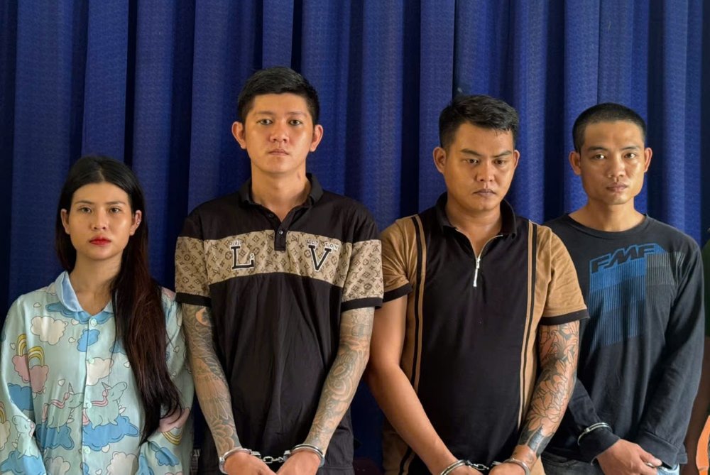 Group of people using weapons broke into a drinking place in Ho Chi Minh City