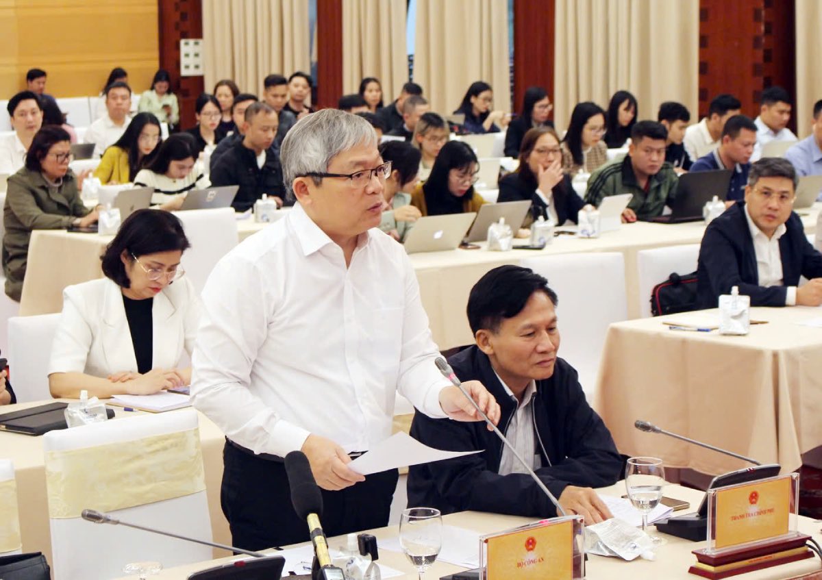 Major General Hoang Anh Tuyen - Deputy Chief of Office, Spokesperson of the Ministry of Public Security - shared at the press conference. Photo: Luong Hanh
