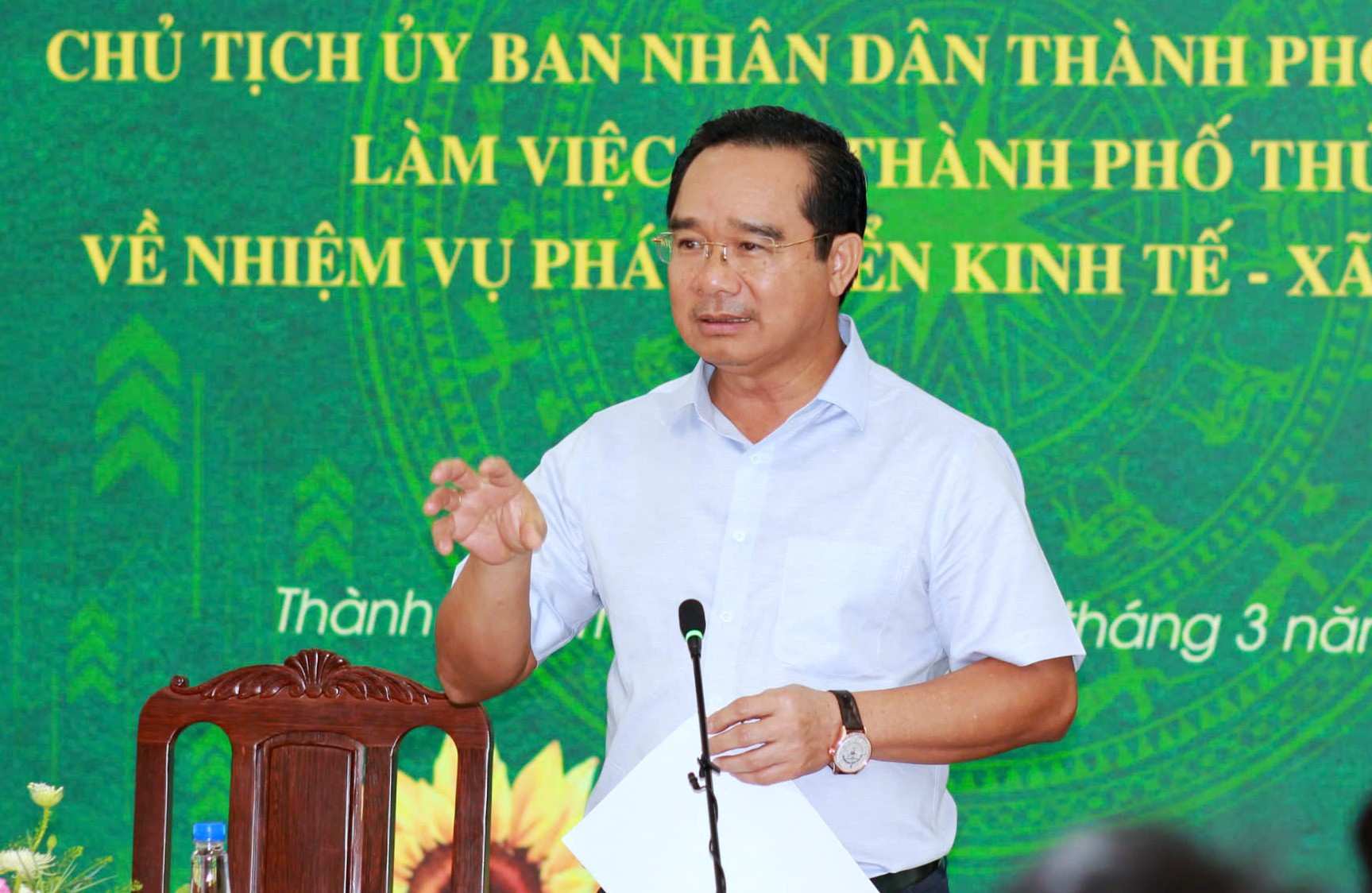 Chu tich UBND TPHCM Nguyen Van Duoc phat bieu tai buoi lam viec.  Anh: Ha Khanh