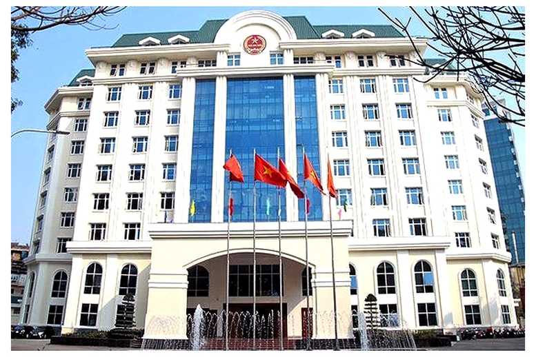 The early retirement staff of the Tax Department includes 30 leaders at the department and county levels. Photo: Government Newspaper