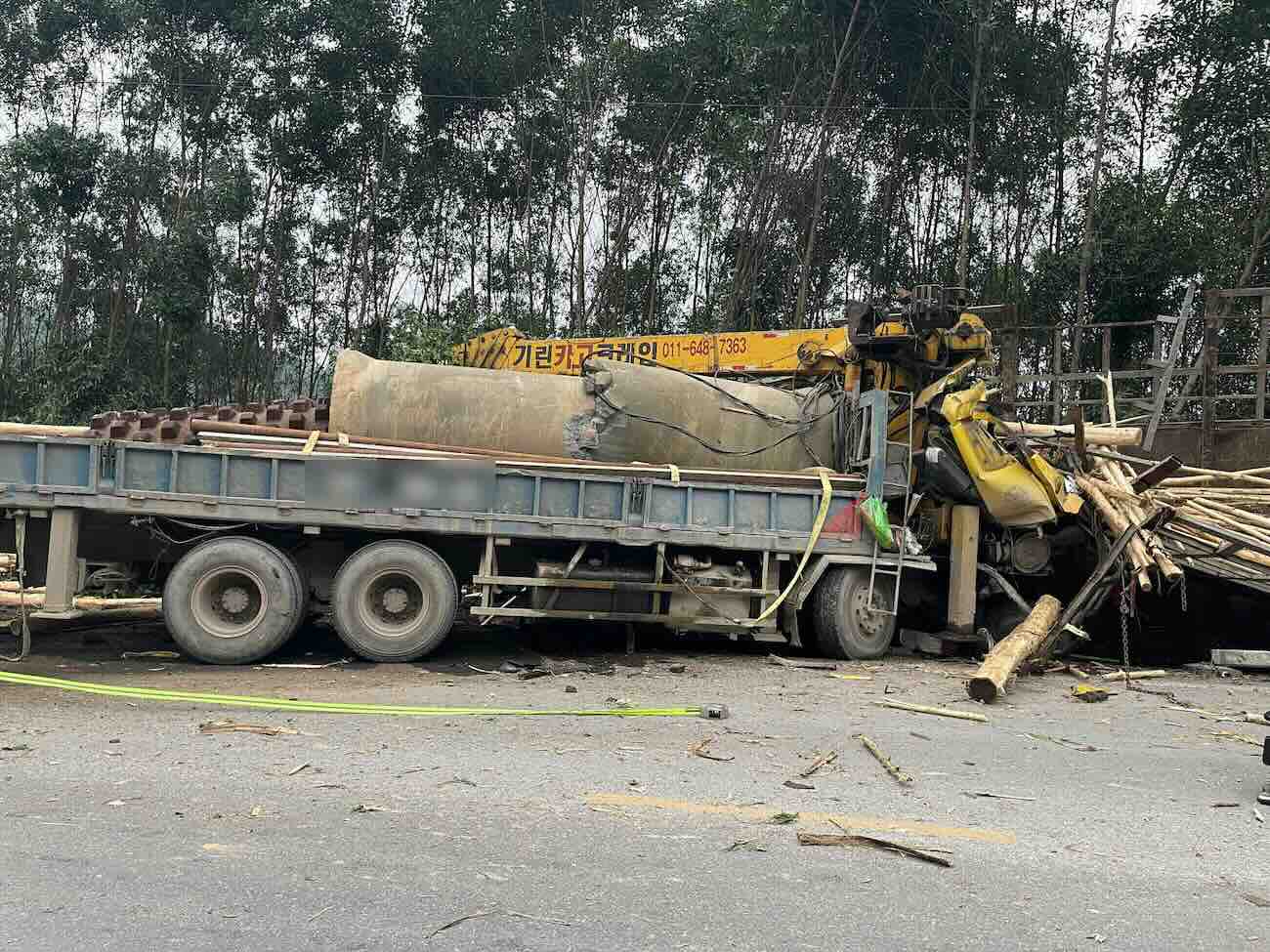 Se dieron 2 victimas atrapadas en la cabaña en la noche de 5.3. Foto: Xuan Duc