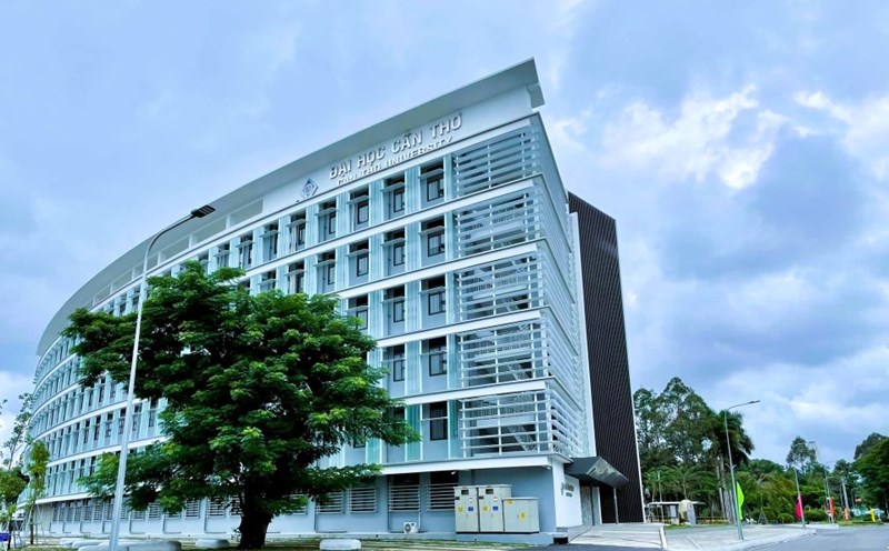 In 2025, Can Tho University will enroll 10,500 students with 117 major codes, including 6 new majors. Photo: Dat Phan