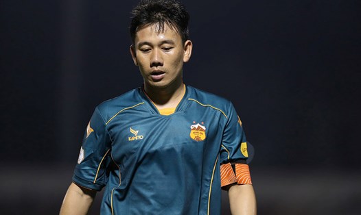 Tiền vệ Trần Minh Vương tiếp tục gắn bó với Hoàng Anh Gia Lai. Ảnh: Thanh Vũ