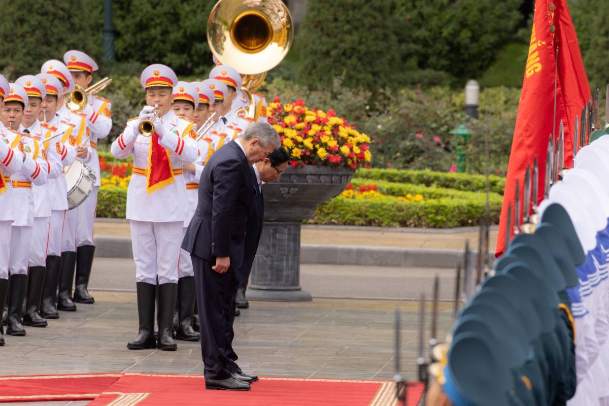 Ủy viên Bộ Chính trị, Thủ tướng Chính phủ Phạm Minh Chính chủ trì lễ đón Thủ tướng Kyrgyzstan Adylbek Kasimalyev. Ảnh: Hải Nguyễn