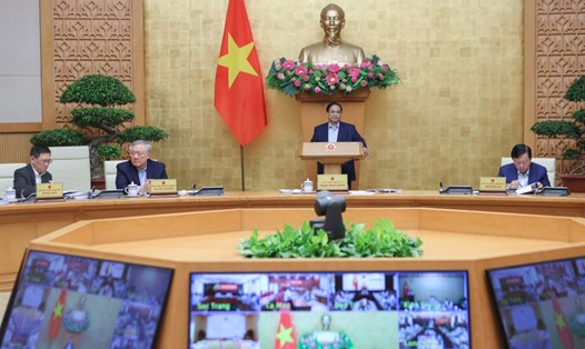 Thủ tướng Chính phủ Phạm Minh Chính lập 7 tổ công tác kiểm tra, tháo gỡ khó khăn, đẩy mạnh giải ngân vốn đầu tư công. Ảnh: VGP