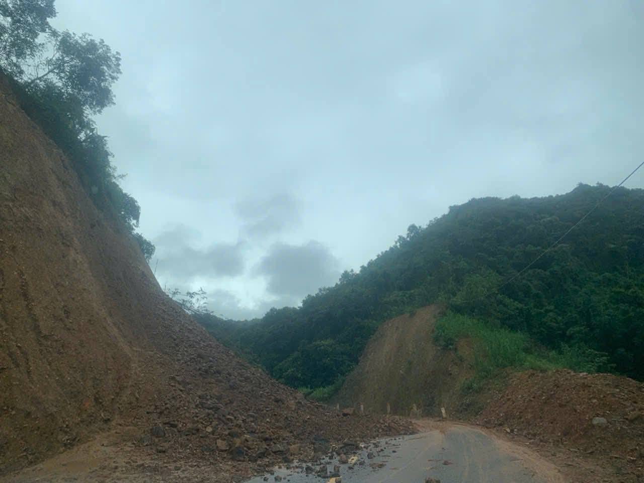Duong tinh lo sat lo. Anh: Cong an Cao Bang