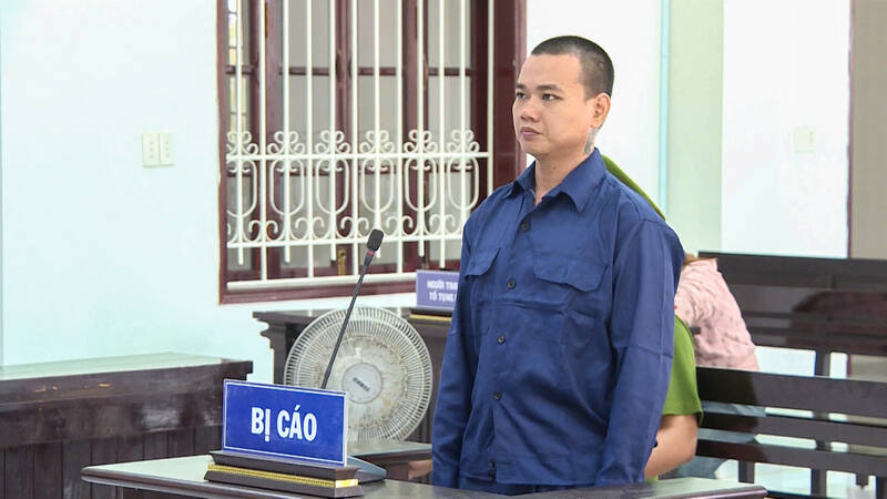 drug trafficking for 2 million VND will result in 18 years in prison. Photo: Provided by the police