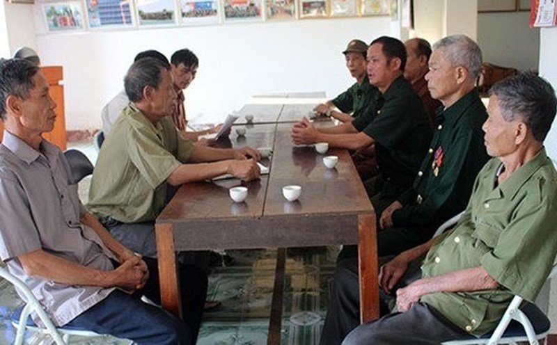 The Ministry of National Defense has just responded to voters in Lam Dong province, recommending policies and regimes for veterans joining the army after 1975. Illustrative photo: VGP