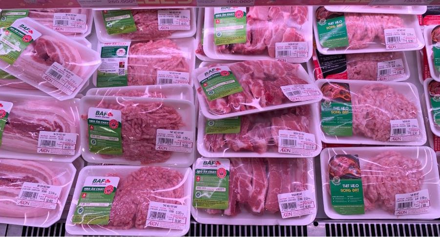 On March 7, the price of live pigs nationwide fluctuated slightly. Illustrative photo: Phuong Anh