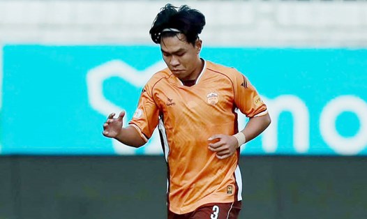 Trung vệ Phạm Lý Đức lần đầu tiên lên tuyển Việt Nam. Ảnh: HAGL