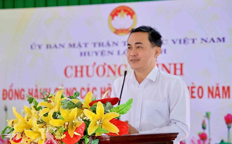 Mr. Le Truong Son was elected Vice Chairman of the People's Committee of Binh Phuoc province. Photo: Tat Thanh